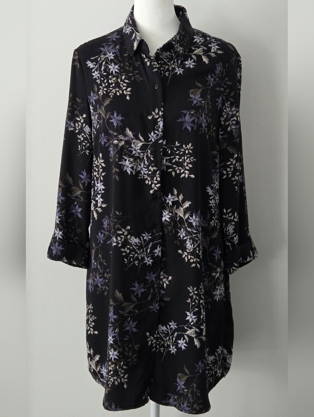 Dynamite Black Floral Button-Down Shirt